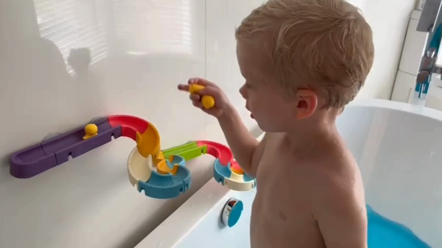 FiZZLeS Slidey 34 piece bath toy slide, Large Slide Construction Bath Toys for boys and girls