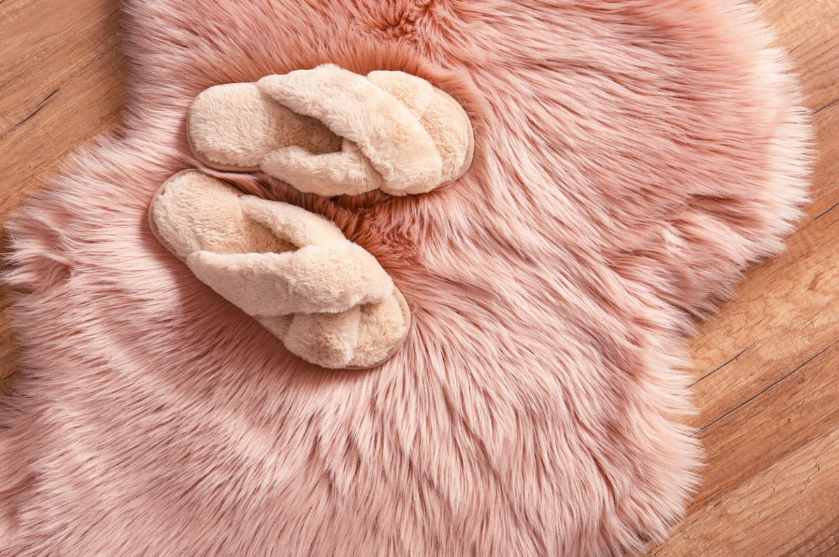 Slippers, fluffy slippers, comfort