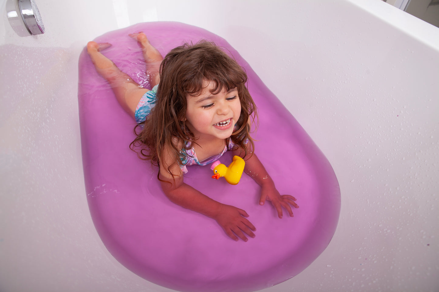 bath bombs, Fizzles, purple lifestyle image