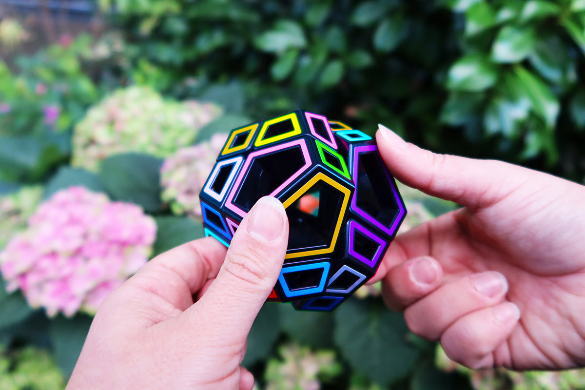 Hollow Skewb Ultimate - Puzzle Cube - 3D Puzzle Recent Toys