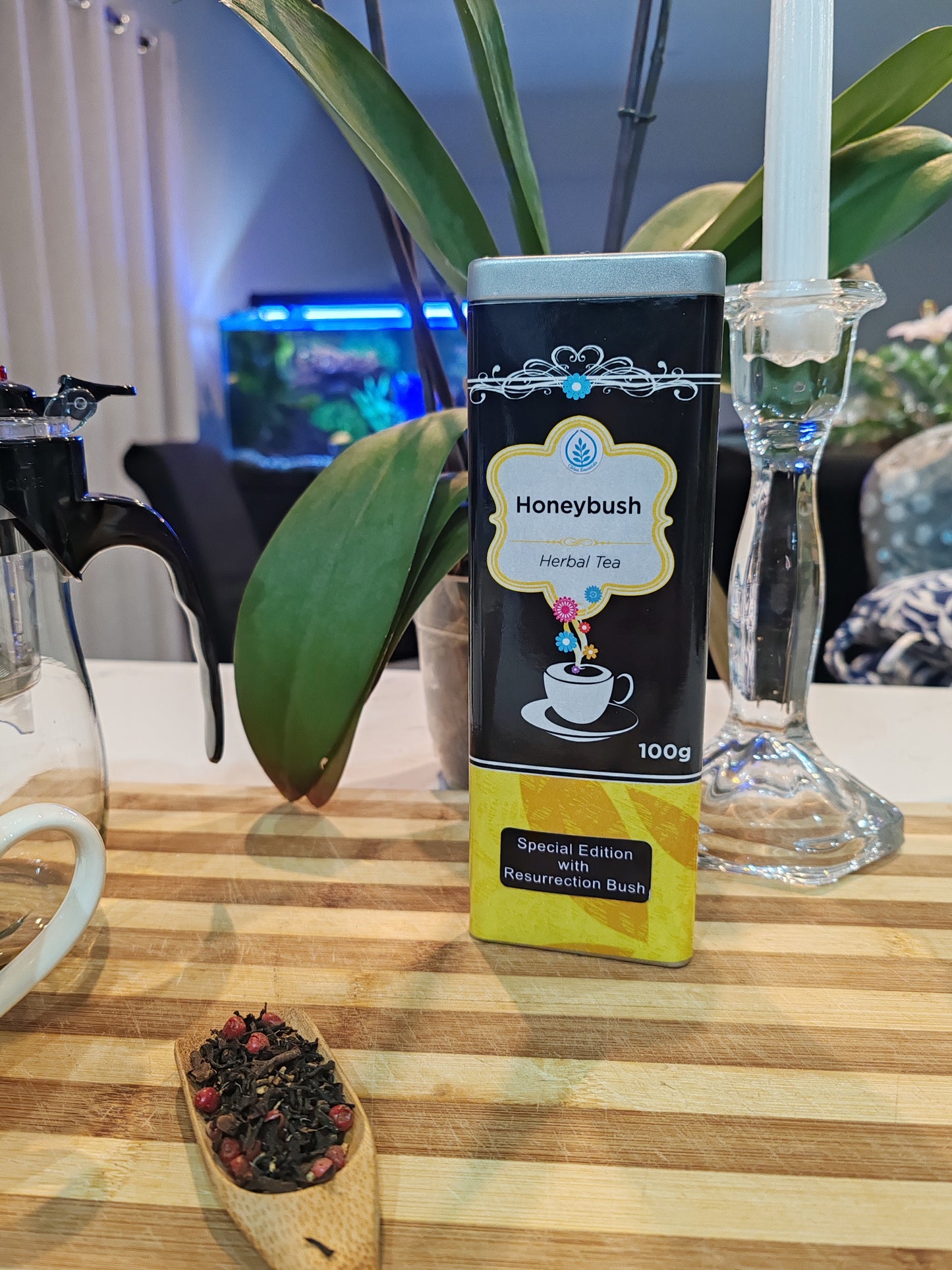 Cildan tea merchant, honeybush tea, resurrection bush, lifestyle image