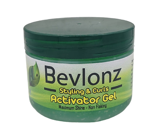Bevlonz Activator Gel jar with green lid on a white background for styliing and curls Maximum Shine and non flaking
